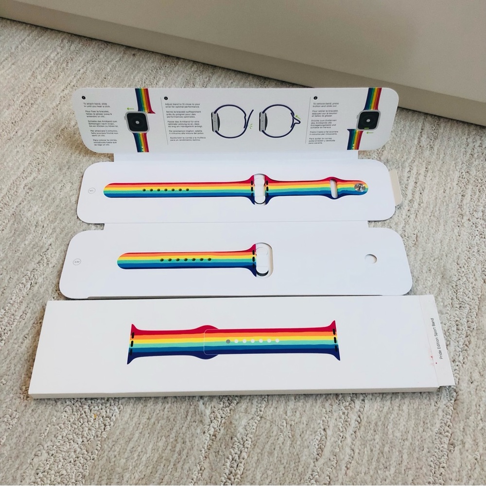 Open Box Pride Edition Rainbow 2020 Apple Watch 44mm Sport Band
